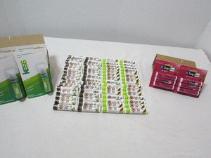 lot 67 image: Lip Balm Mint Spray
