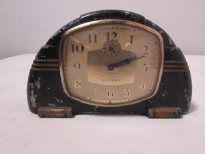 lot 171 image: Ingraham Alarm Clock