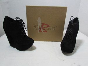 lot 183 image: Bonnibel Wedge Booties Lot