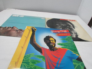 lot 207 image: Vinyl Albums