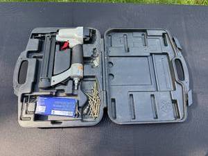 lot 8 image: Porter-Cable 23-Gauge 1-38 in. Pin Nailer with Case and Nails