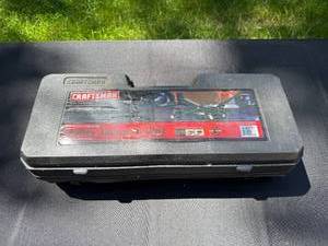 lot 22 image: Craftsman 2 Ton Hydraulic Trolley Jack with Case