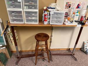 lot 89 image: Adjustable Height Industrial Table with Wooden Stool - contents on table NOT included