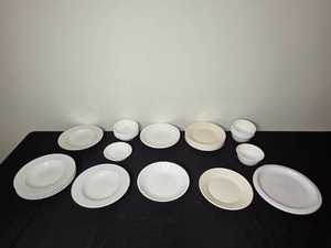 lot 157 image: Corelle LUXE White Dinnerware Pieces