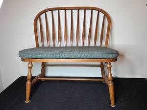 lot 179 image: Wooden Spindle Back Bench with Cushioned Seat