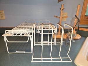 lot 188 image: Set of White Wire Kitchen Organizers and Coffee Mug Holder