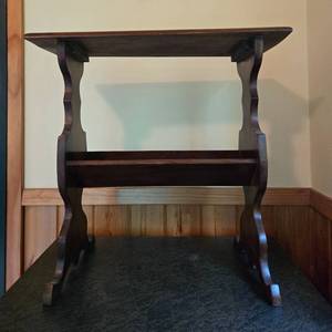 lot 240 image: Set of 2 Vintage Wooden Side Tables