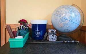 lot 246 image: Wildlife Camera & Assorted Desk Items with Globe, Trophy, and More