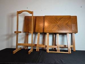 lot 296 image: Set of 4 Wooden TV Trays with Storage Stand
