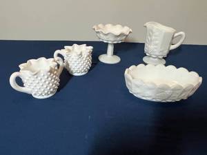lot 308 image: Set of 5 Milk Glass Pieces with Hobnail and Grape Patterns