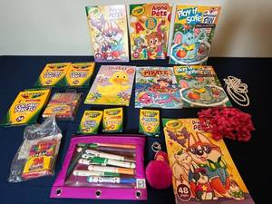 lot 323 image: Coloring and Craft Bundle with Crayola and Activity Books