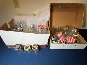 lot 330 image: Collection of Assorted Glass and Plastic Jars with Lids