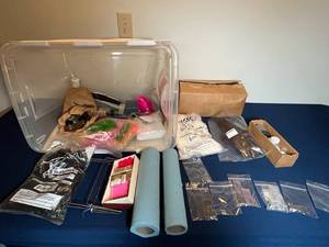 lot 336 image: Assorted Fly Tying Craft Kit with Feathers, Hooks, and Accessories