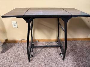 lot 412 image: Folding Utility Table with Extendable Sides