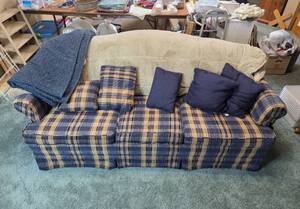 lot 436 image: Plaid-Pattern Sofa with Cushions and Throw Blankets
