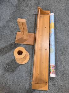 lot 439 image: Wooden Wall Shelf with Stand and World Map