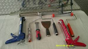 lot 87 image: Paint Rollers & Caulkers