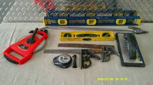 lot 99 image: Lot of Levels, Scrapers, Measuring Tool