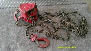 lot 119 image: Chain Pulley Hoist