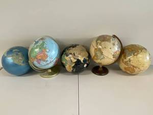 lot 3M image: Collection of Five Vintage and Modern Globes