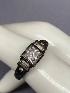 lot 23B image: Sterling Silver 925 Vintage-Inspired Ring Size 7