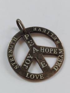 lot 72X image: Vintage Silver Peace Pendant