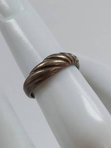 lot 79X image: Vintage Twisted Sterling Silver Band Ring