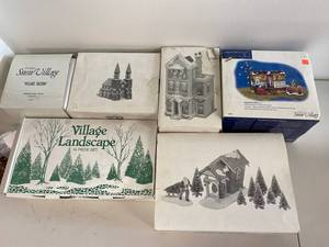 lot 30E image: Department 56 Snow Village Holiday Sets
