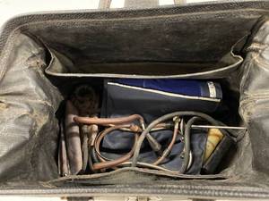lot 61E image: Vintage Doctors Bag with Assorted Antique Medical Instruments