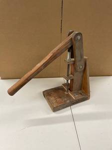 lot 72E image: Vintage Wooden Hand Operated Press Tool