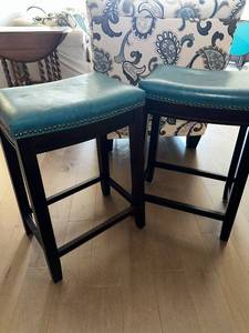 lot 16L image: Pair of Teal Leather-like Nailhead Trim Bar Stools
