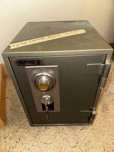 lot 25L image: Brinks Home Security Safe with Dial and Key Lock
