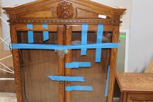 lot 1 image: Wooden Gun Cabinet