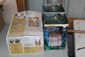 lot 15 image: New Lights in Box