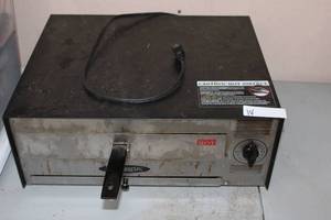 lot 18 image: Pizza Oven - Used