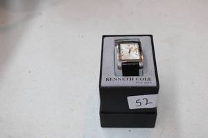 lot 52 image: Kenneth Cole Watch
