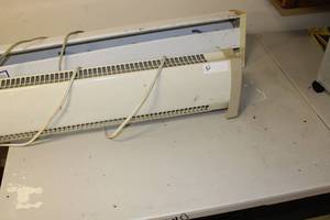 lot 82 image: Corded Baseboard heaters