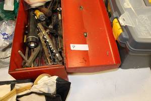 lot 86 image: Shop Items, toolbox, wall hangers, utility light toolbelt etc