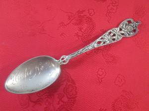 lot 19 image: (CNTR) Vintage Sterling Silver Coll...