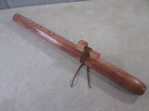 lot 41 image: (H-1) Wood Native American Style Fl...