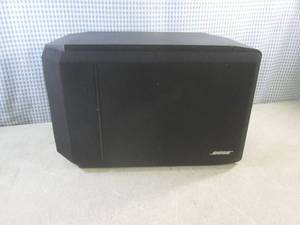 lot 82 image: (EW3) Bose 301 Series IV Speaker...