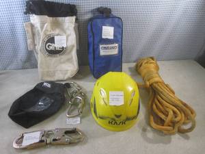 lot 111 image: (EW4) Assorted ClimbingSafety Acce...