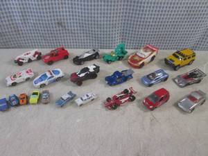 lot 153 image: (EC1) Assorted Small Toy Cars...