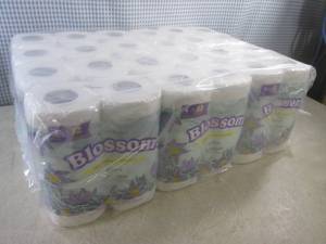 lot 167 image: (EW3) 48 Rolls of 2-Ply Bathroom Ti...