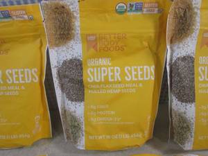 lot 172 image: (B-1) 6 - 1 Pound Bags of Organic S...