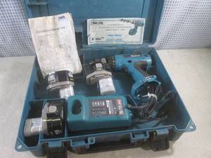 lot 178 image: (D-2) Makita 14.4V Cordless Driver ...