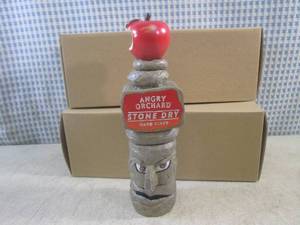 lot 197 image: (BS) 2 Angry Orchard Stone Dry Hard...