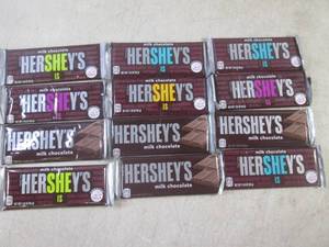 lot 230 image: (B-1) 12 Hersheys Milk Chocolate C...