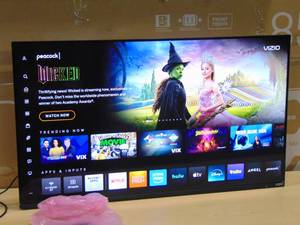 lot 9 image: VIZIO 43 Class 4K LED HDR Smart TV (V4K43M)