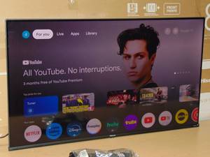 lot 25 image: Hisense - 43 Class QD5 Series QLED 4K UHD Smart Google TV